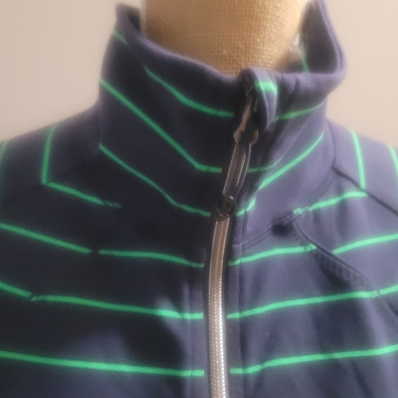 Lululemon Asana Jacket Size 6 Blue Green Stripped Full Zip Thumb Hole Yoga women - Picture 4 of 15